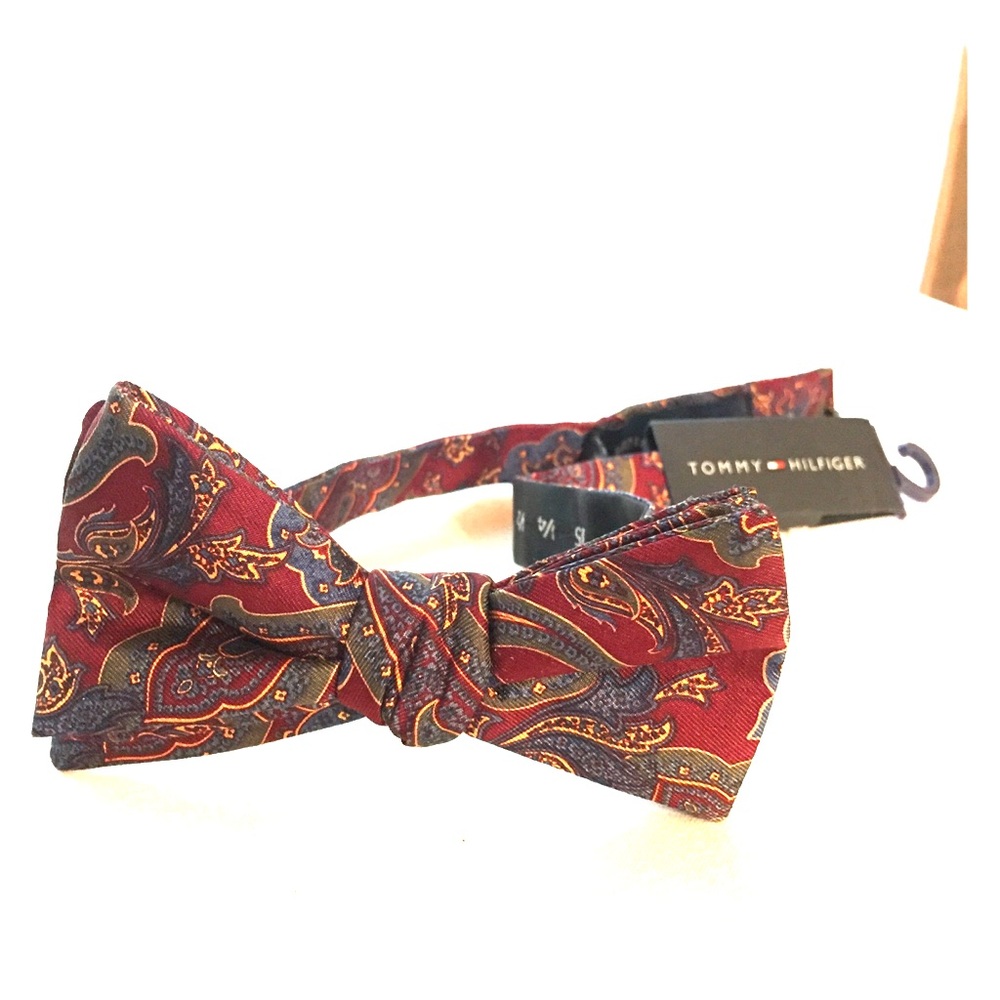 Tommy Hilfiger Bow Tie